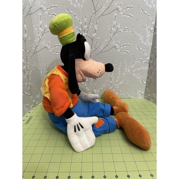 Disney Store Original Exclusive Plush 18" Goofy Stuffed Animal Mickey Mouse - Picture 4 of 9